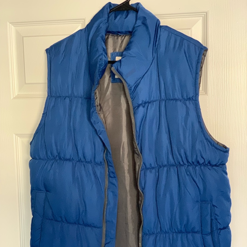 Old navy royal puff vest